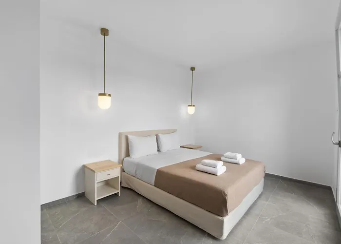 Seahorse Upper Floor Villa With Private Pool - Andros Vila Makrotándalon