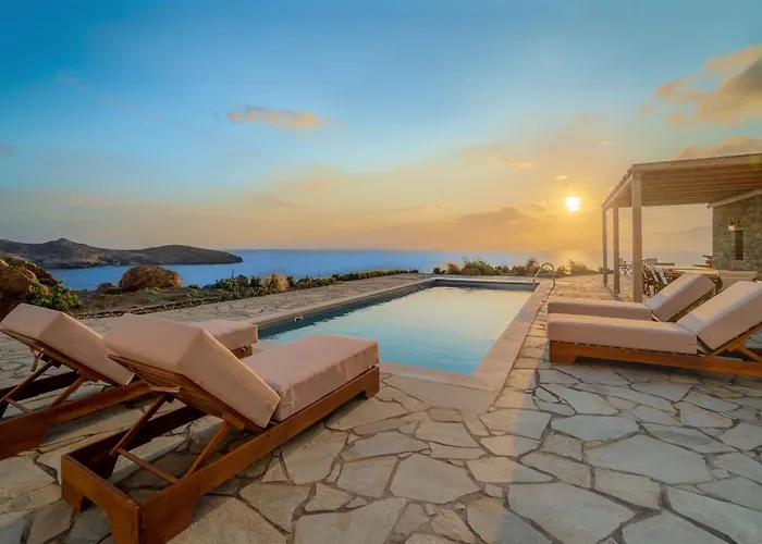 Vila Seahorse Upper Floor Villa With Private Pool - Andros Makrotándalon